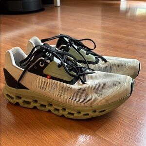 On Running Athletic Shoes Black and Green Performance Design